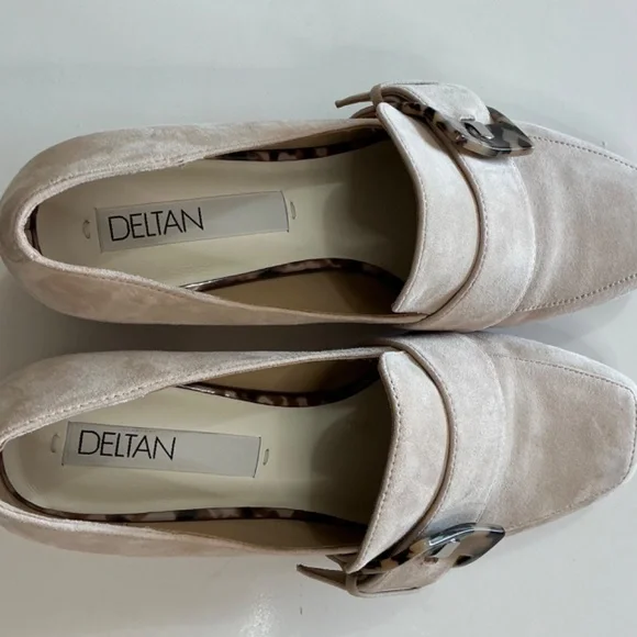 Deltan Veronica Suede Tortoise Buckle Flared Block spring heel pumps 9M - Picture 2 of 13